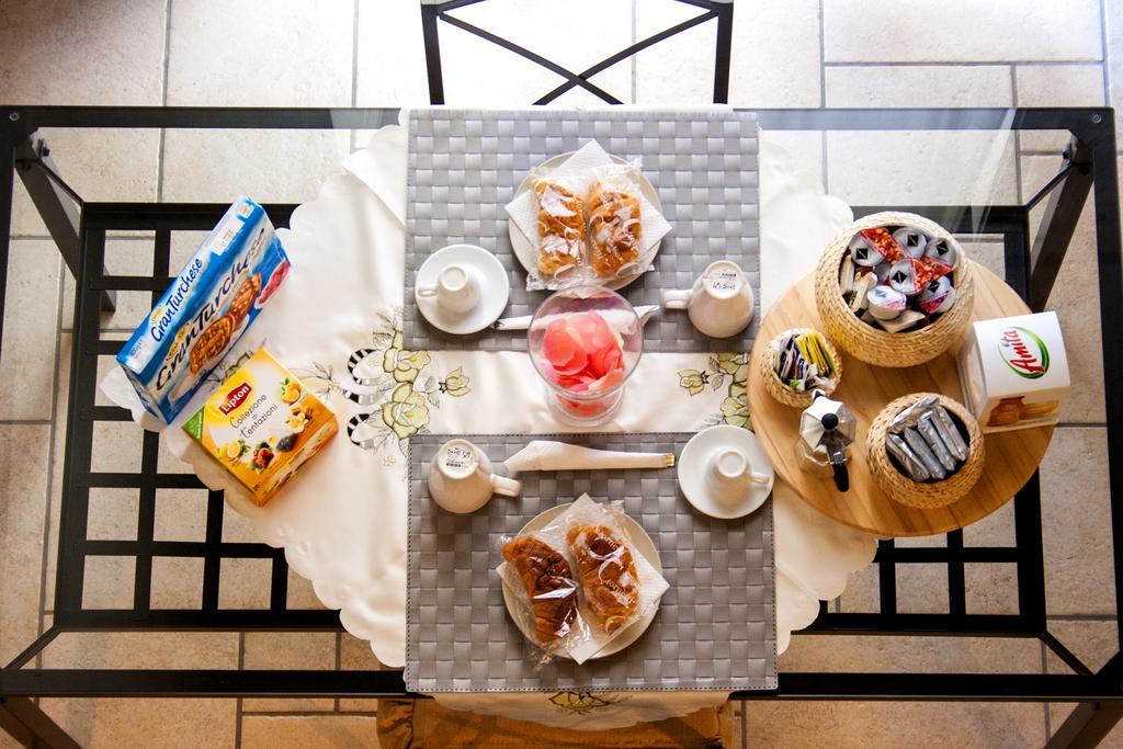 Spicchi Di Sole Bed and Breakfast Neapol Zewnętrze zdjęcie